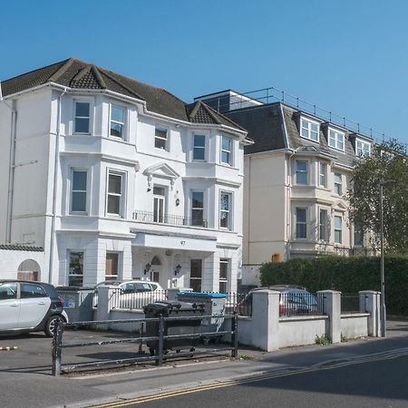 Bournemouth Beachfront Retreat 3 Bedroom 3 Bathroom Seaside B&B With Free Parking Ngoại thất bức ảnh