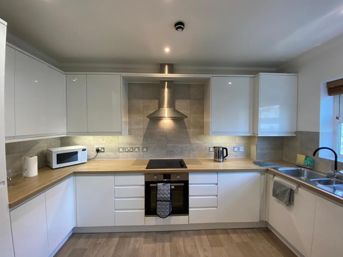 Bournemouth Beachfront Retreat 3 Bedroom 3 Bathroom Seaside B&B With Free Parking Ngoại thất bức ảnh