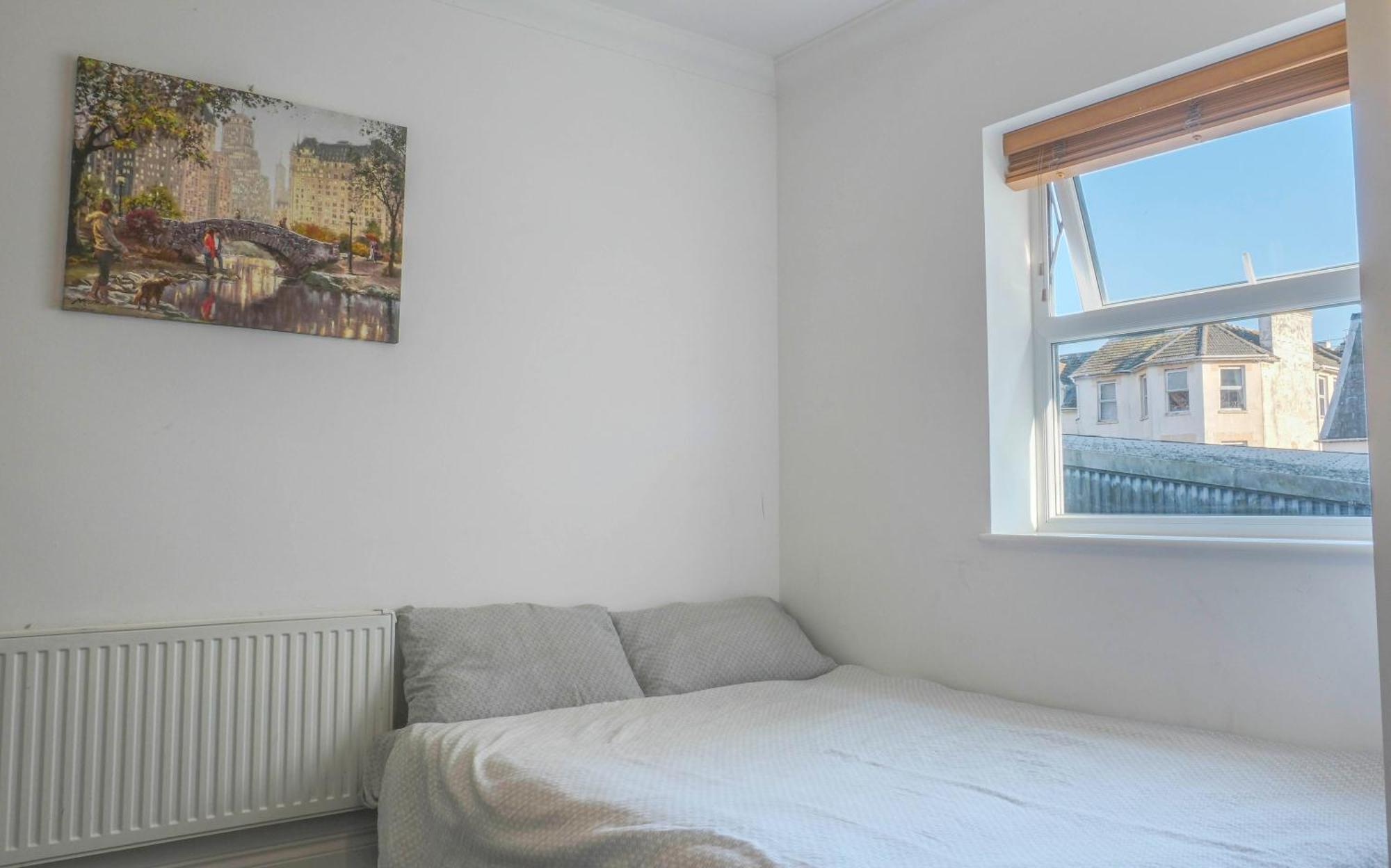 Bournemouth Beachfront Retreat 3 Bedroom 3 Bathroom Seaside B&B With Free Parking Ngoại thất bức ảnh